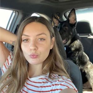 Meet your Posher, Marissa